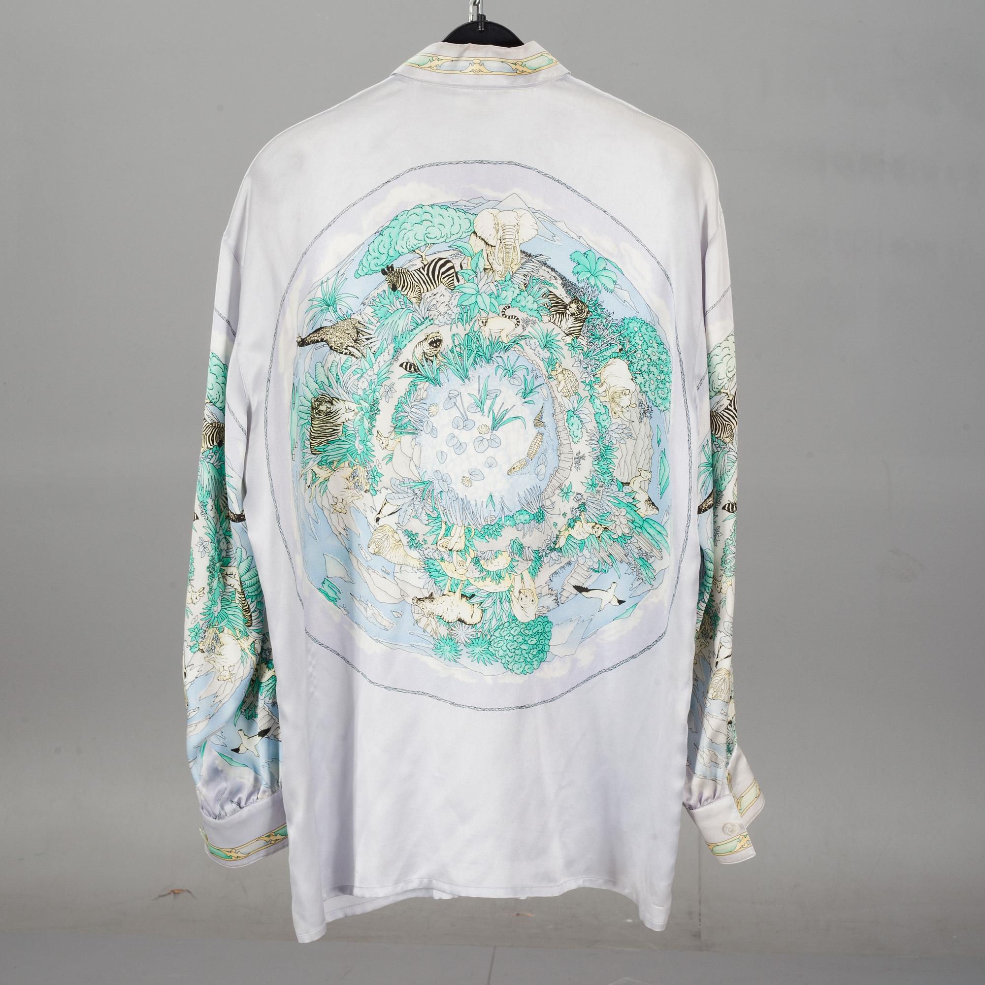 BLUS, Escada.