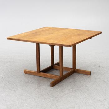 Børge Mogensen, a coffee table, model 271, Fredricia Stolefabrik, Denmark, 1950s/60s.