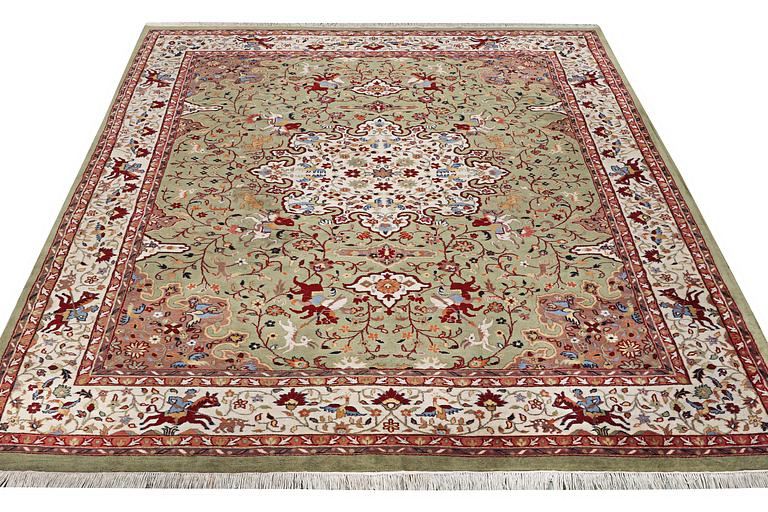 Matta, Sarouk, ca 354 x 256 cm.