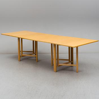 A second half of the 20th Century 'Maria Flap' table by Bruno Mathsson, Bruno Mathson International, Värnamo.