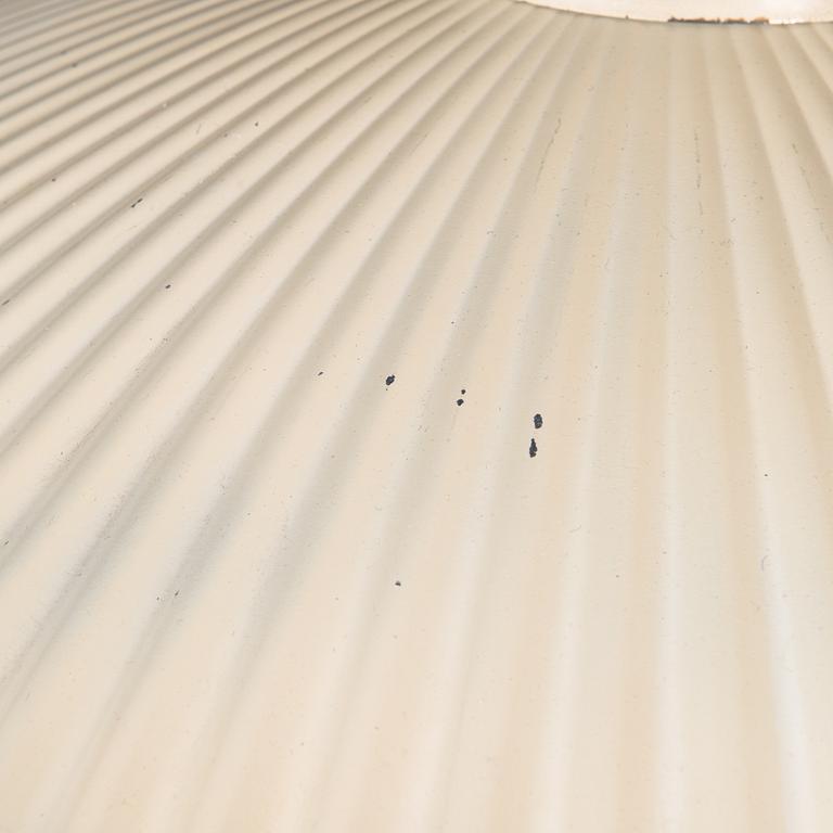 Paavo Tynell, a 1940 '2090' pendant light for Taito.