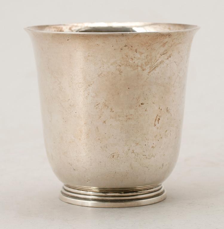 BÄGARE, sterlingsilver, Borgila, Stockholm 1947. Vikt 135 g.