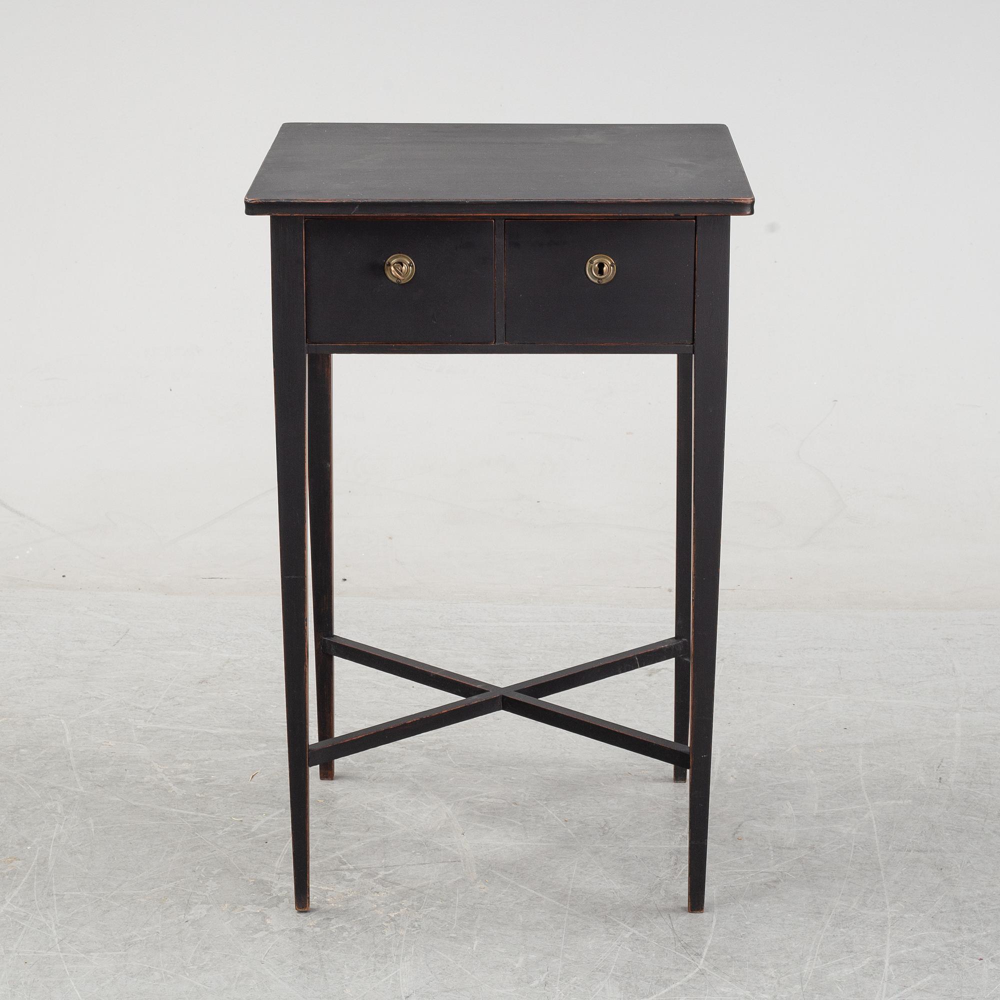 A painted side table, Gustavian style, 20th Century.