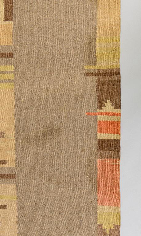 Hårgarnsmatta, 1930-tal. Ca 300x190 cm.