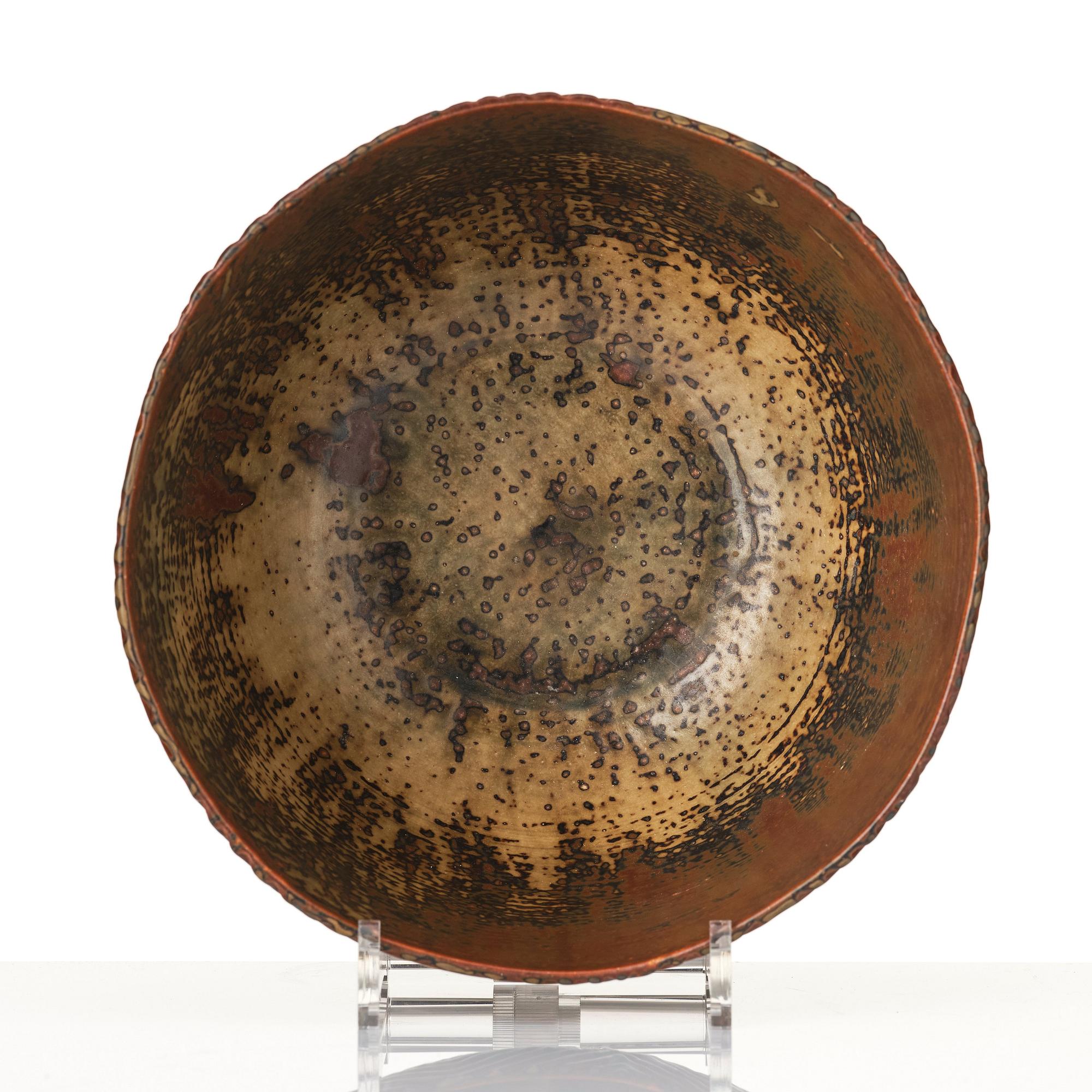 Axel Salto, a 'fluted style' sung glazed stoneware bowl, Royal Copenhagen, Denmark 1964, model 20868.