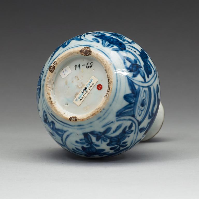 A blue and white kendi, Ming dynasty, Wanli (1572-1620).