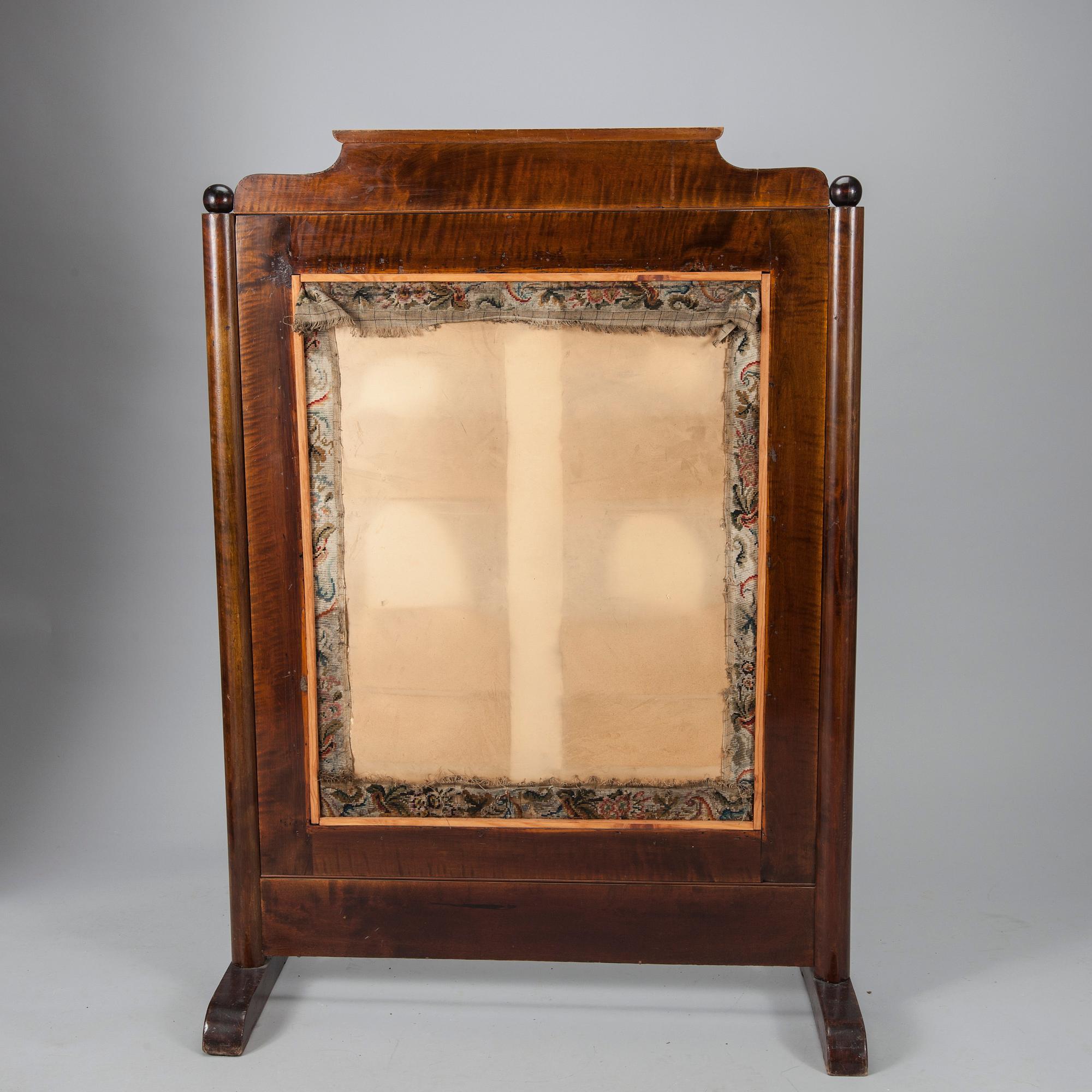 ELDSKÄRM, mahogny, Biedermeier, 1800-talets mitt.