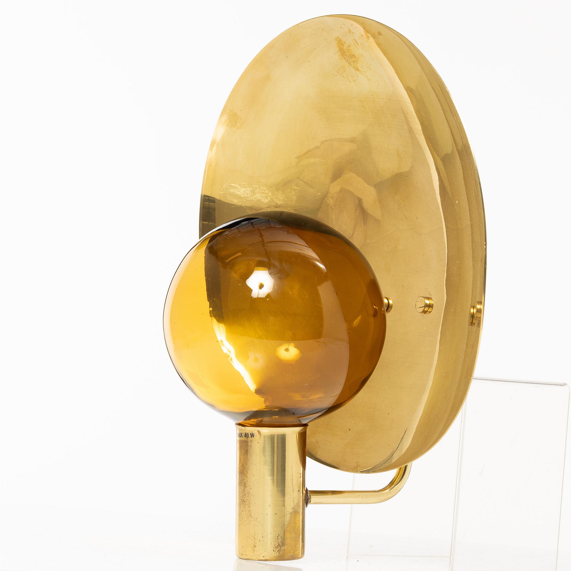 Hans-Agne Jakobsson, vägglampa, modell "V-180", Markaryd.