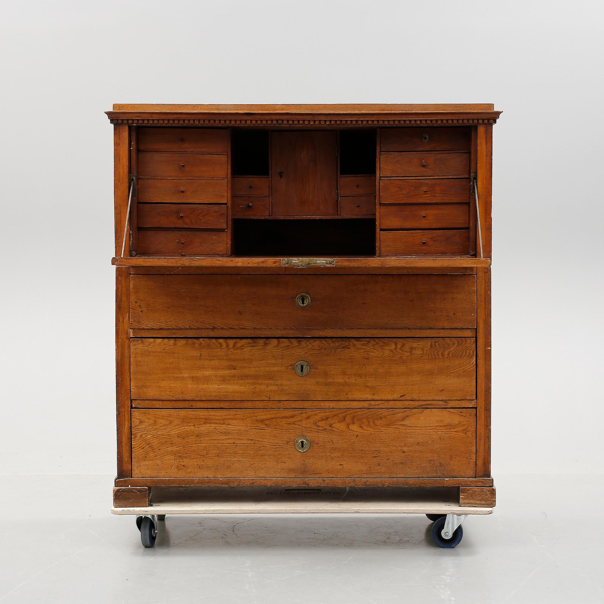 CHIFFONJÉ, 1800-tal.