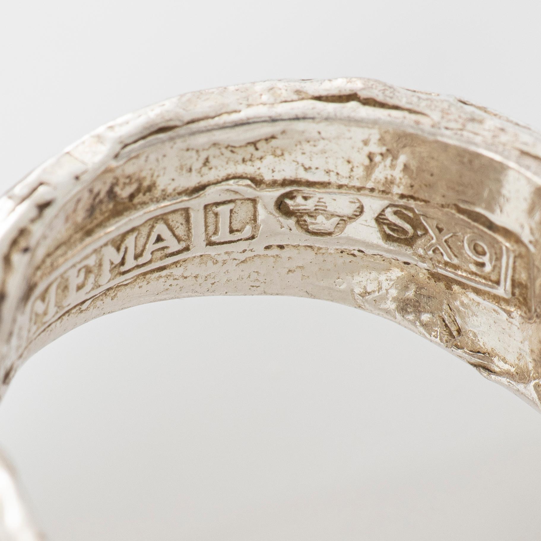 Theresia Hvorslev, Silver ring.