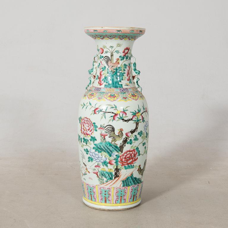 Floor vase China circa 1900 porcelain.