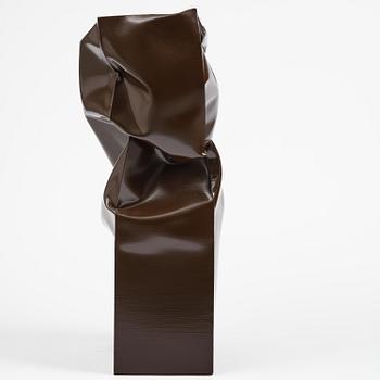 Angela de la Cruz, "Standing Box Large (Brown)".