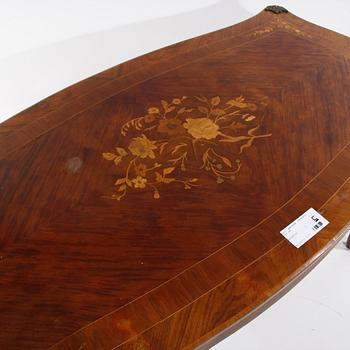 SKRIVBORD, rokokostil, 1900-tal.