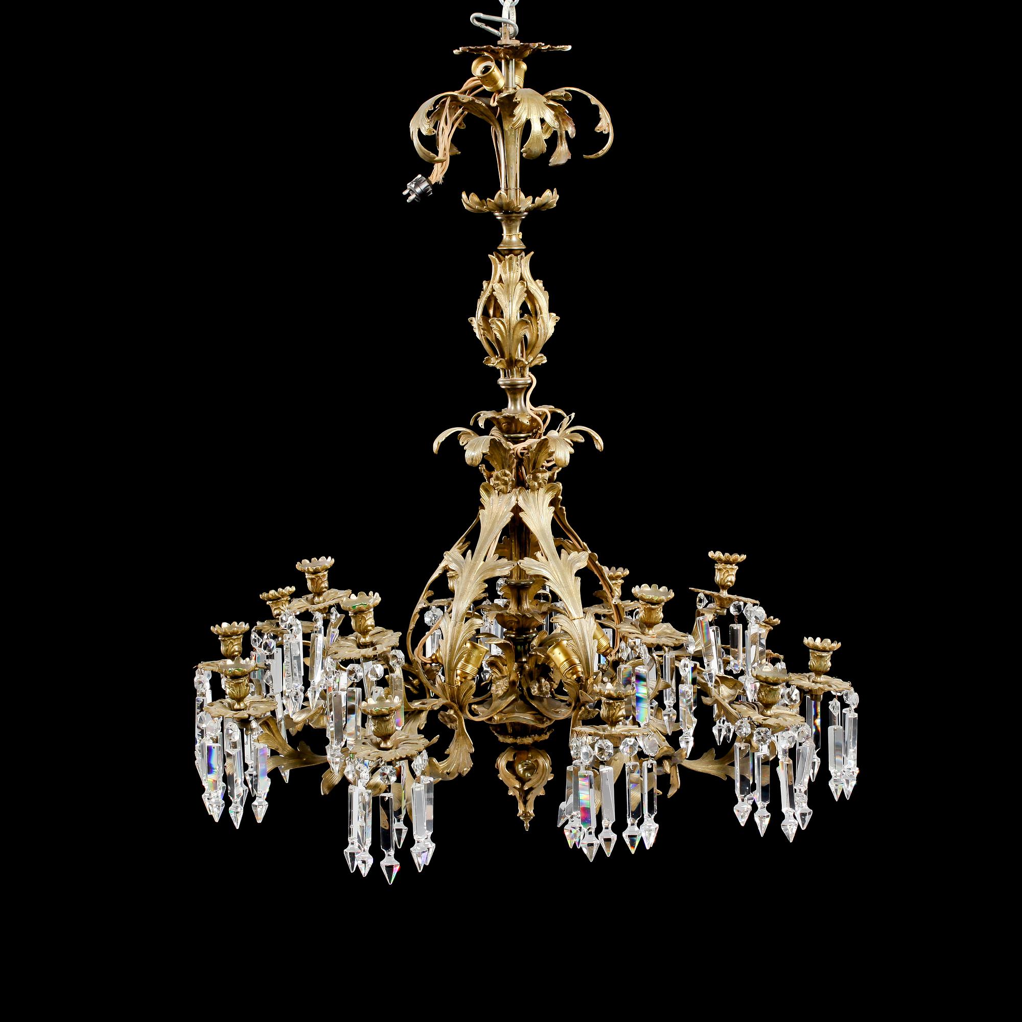 LJUSKRONA, sent 1800-tal. Höjd ca 105 cm.