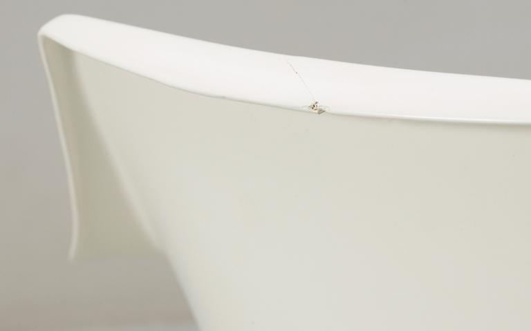 KARMSTOL, "Tulip", Eero Saarinen, Arkana, formgiven 1956.