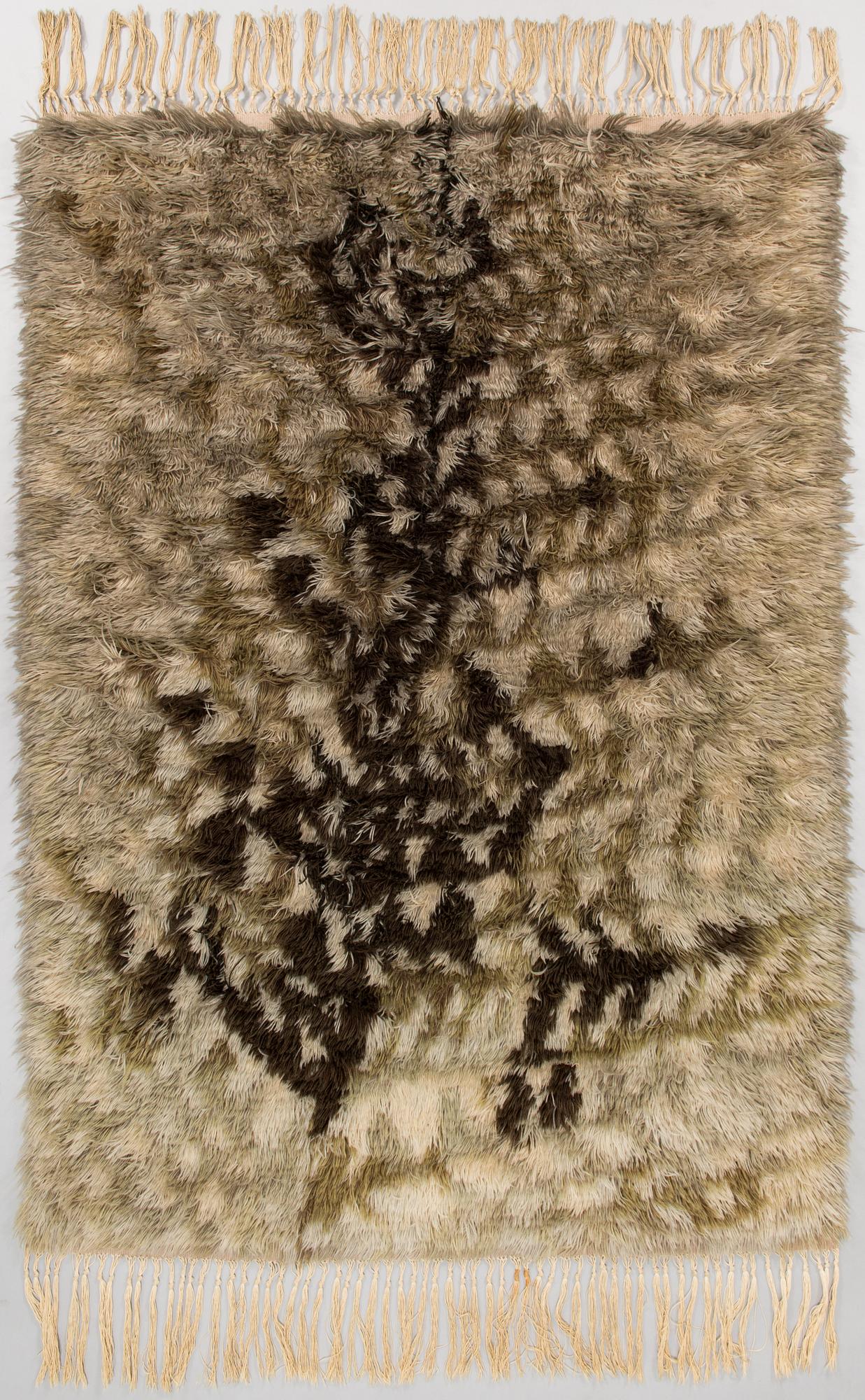 Kirsti Ilvessalo, ryijy, malli Suomen käsityön ystävät. Noin 162 x 117 cm.