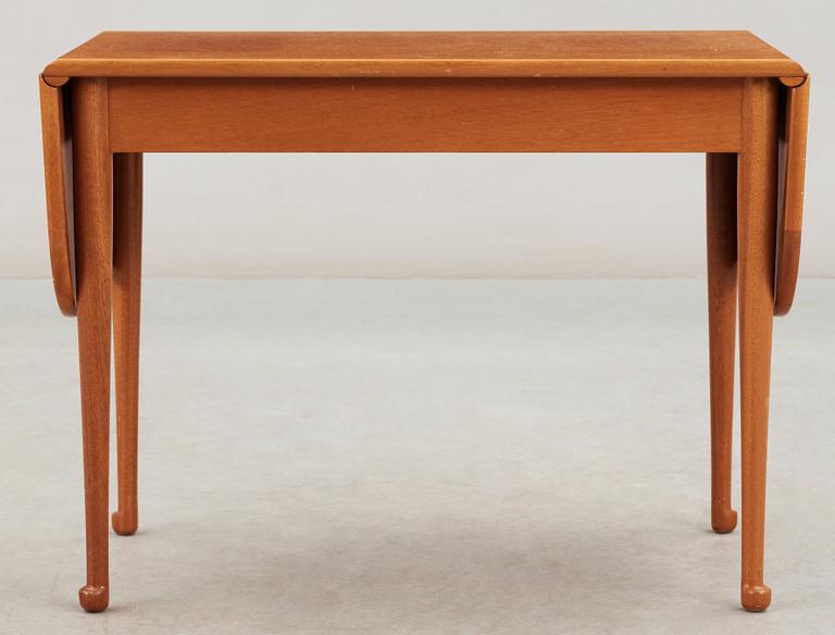 A Josef Frank mahogany table, Svenskt Tenn, model 1007.