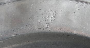 FAT, 2 st, tenn, 1800-tal. Otydliga stämplar.