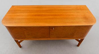 SIDEBOARD, Svenska Möbelfabrikerna Bodafors, 1940-/50-tal.