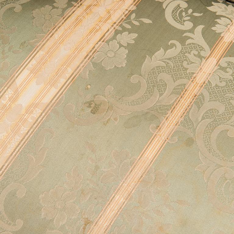 Bergere, fåtölj, Louis XVI-stil, Frankrike, omkring 1900.