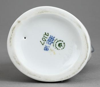 FIGURIN, porslin. Christian Thomsen, Royal Copenhagen.