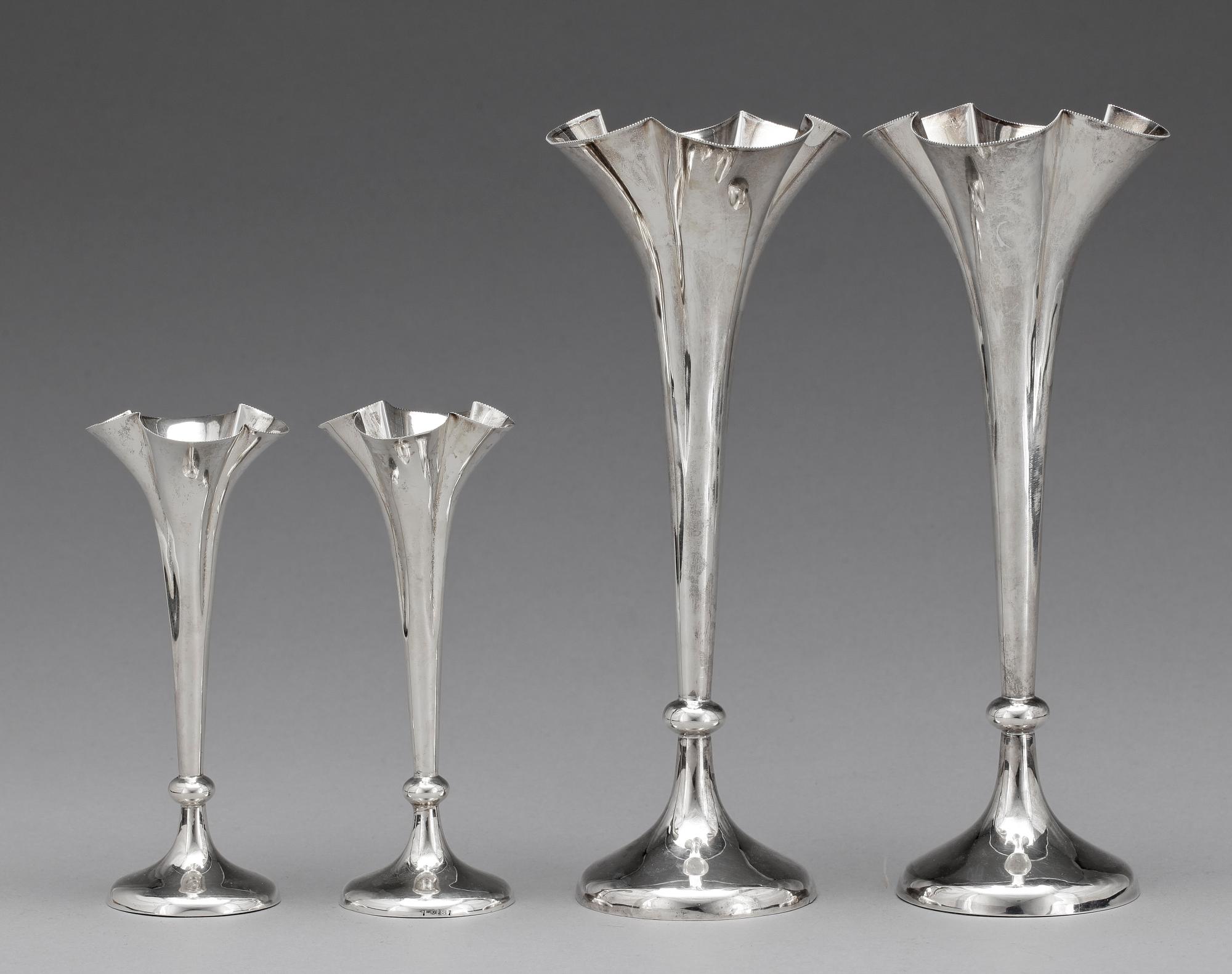 VASER, 4 st, silver, Horace Woodward & Co, London, England, 1897-1900.