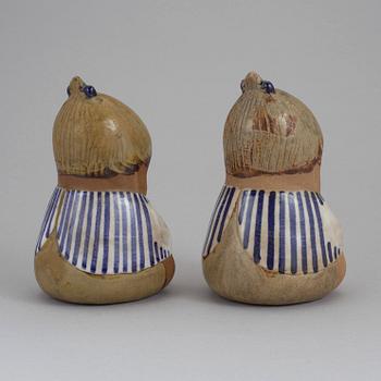 LISA LARSON, figuriner, ett par, stengods, "Johanna", Gustavsberg 1962-80.