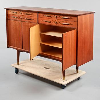SIDEBOARD, 1900-talets andra hälft.