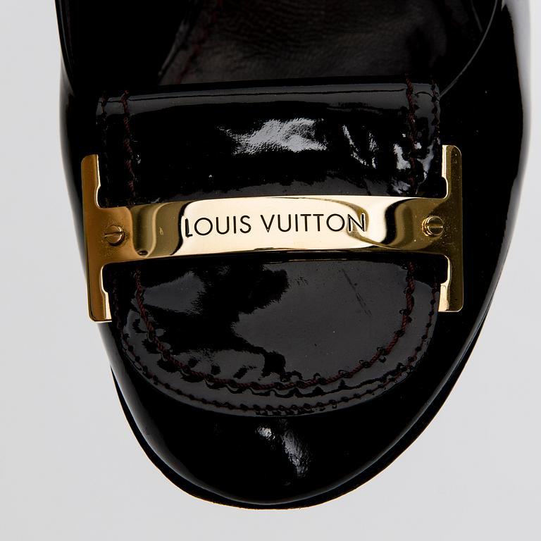 SKOR, Louis Vuitton.