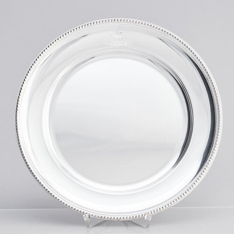 A set of 32 Swedish silver plates, marks of Ceson AB, K&EC, Göteborg and GAB, Eskilstuna, 1969-1974.