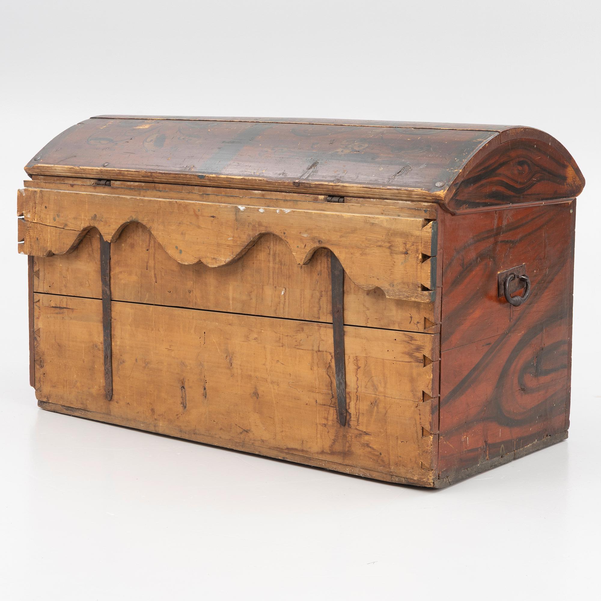 A wooden Dalecarlian chest, Sweden, dated 1820.