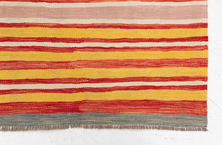 Rug, kilim, modern, approx. 203 x 196 cm.