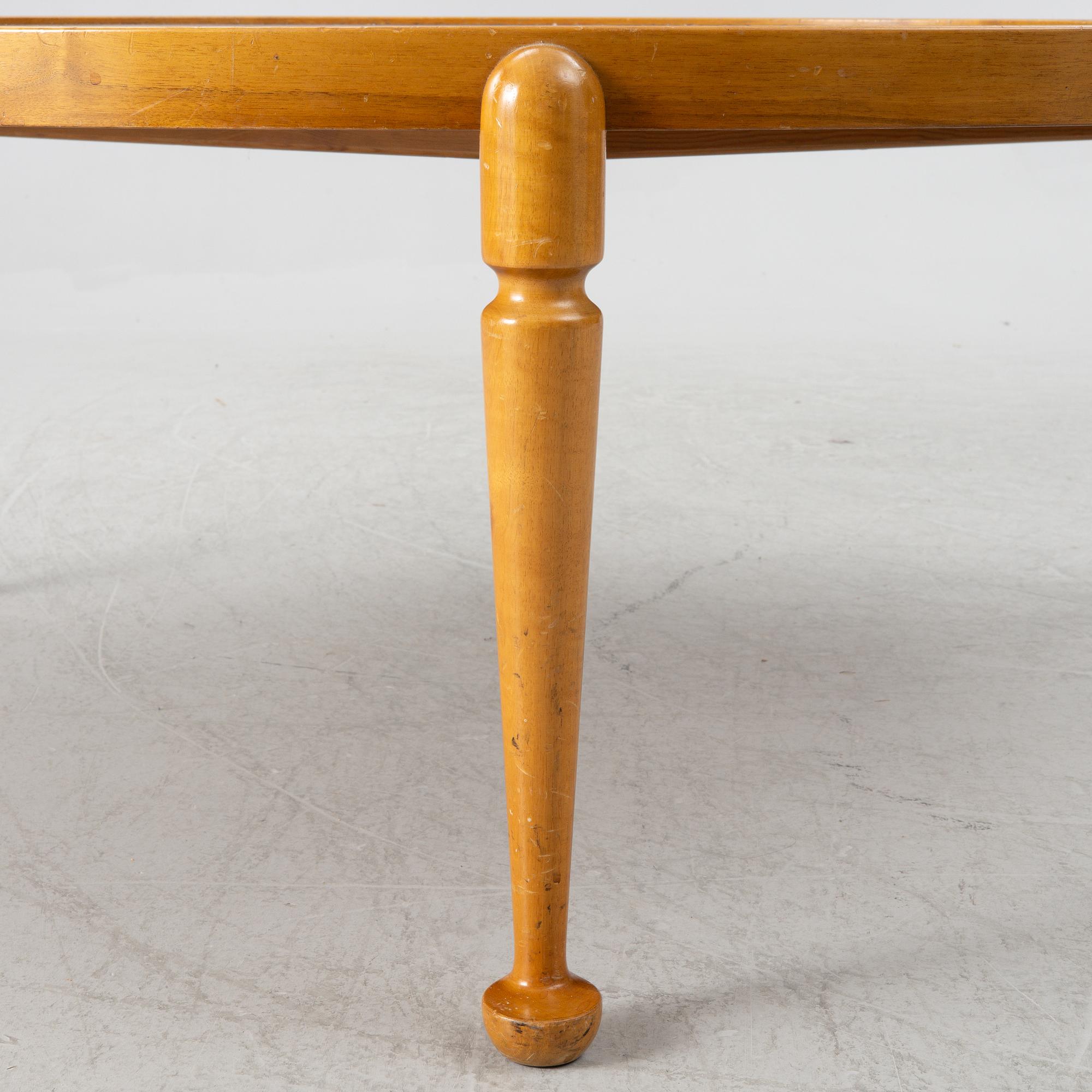Josef Frank, soffbord, modell B 2139, Firma Svenskt Tenn, före 1985.