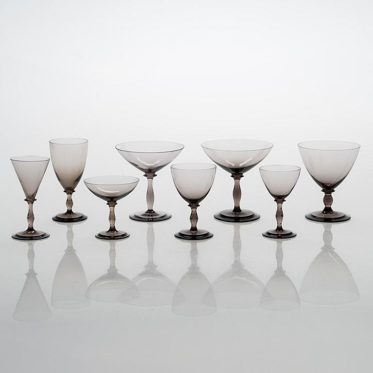 Tyra Lundgren, a set of 33 glasses, Riihimäen Lasi, first half of the 20th century.