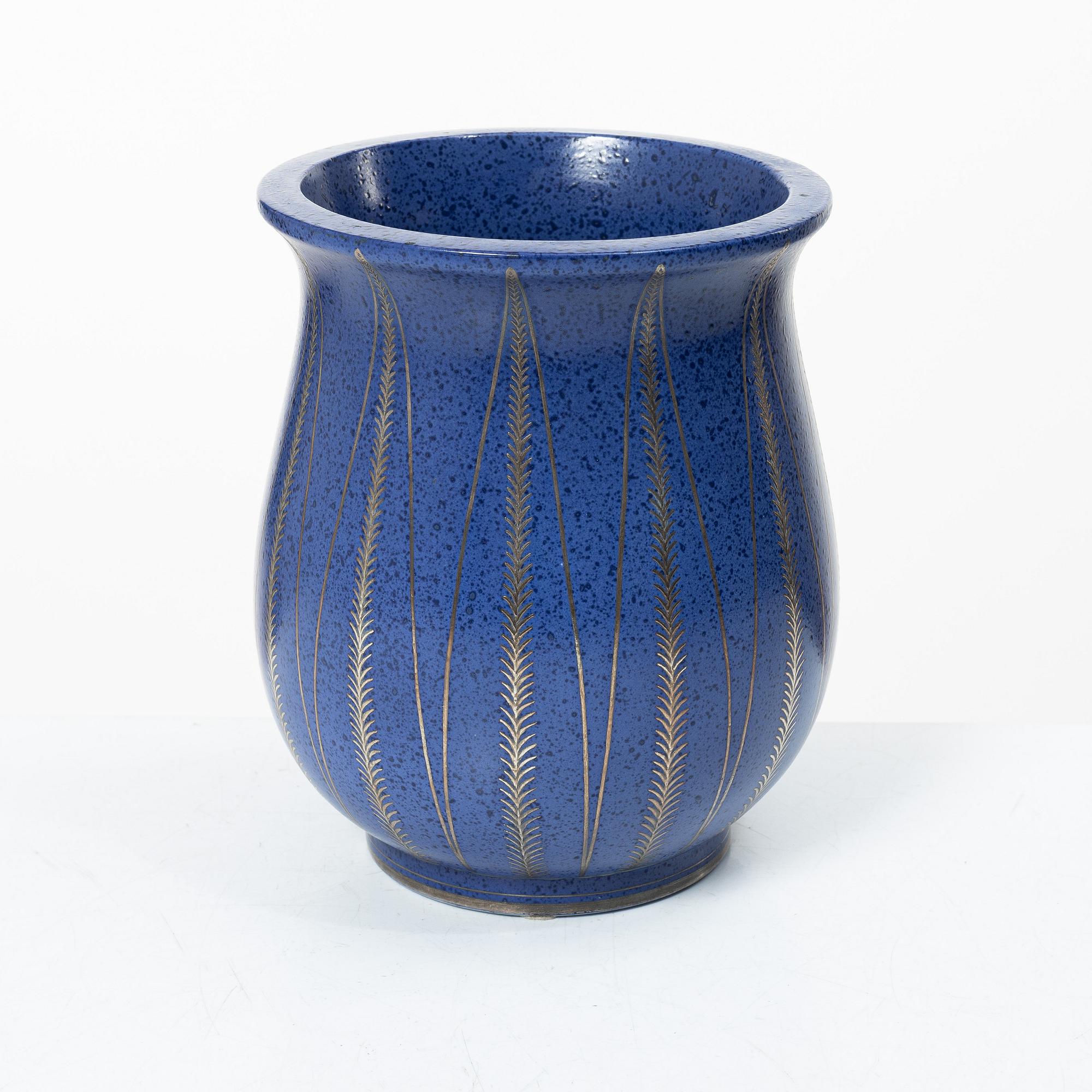 Wilhelm Kåge, an "Argenta" stoneware vase, Gustavsberg 1935.