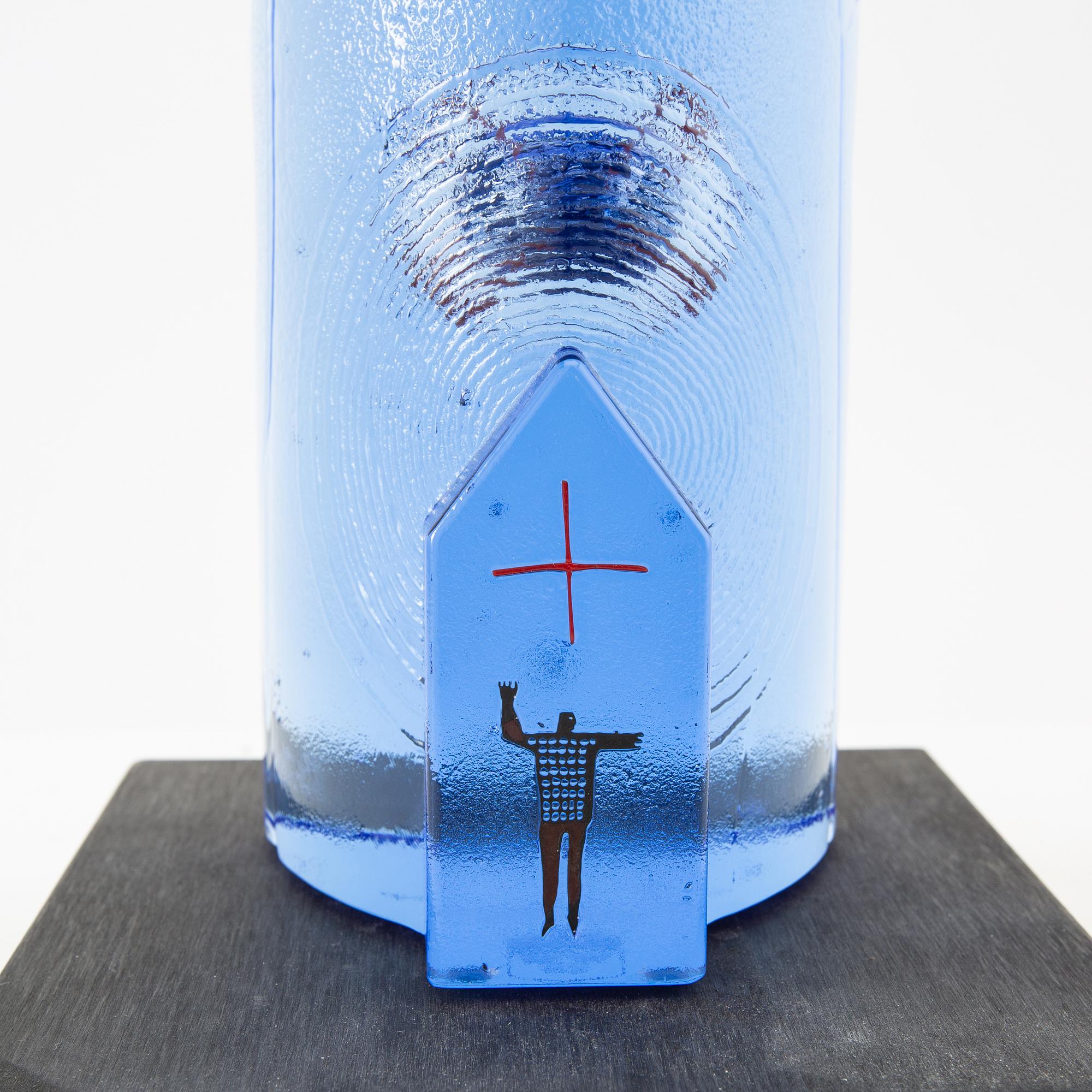 Bertil Vallien, sculpture, "The sky is the limit", glass, Kosta Boda, signed B. Vallien.