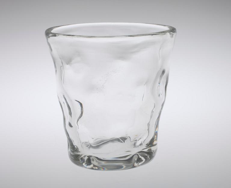 GUNNEL NYMAN (FINLAND), vas, glas. Osign.