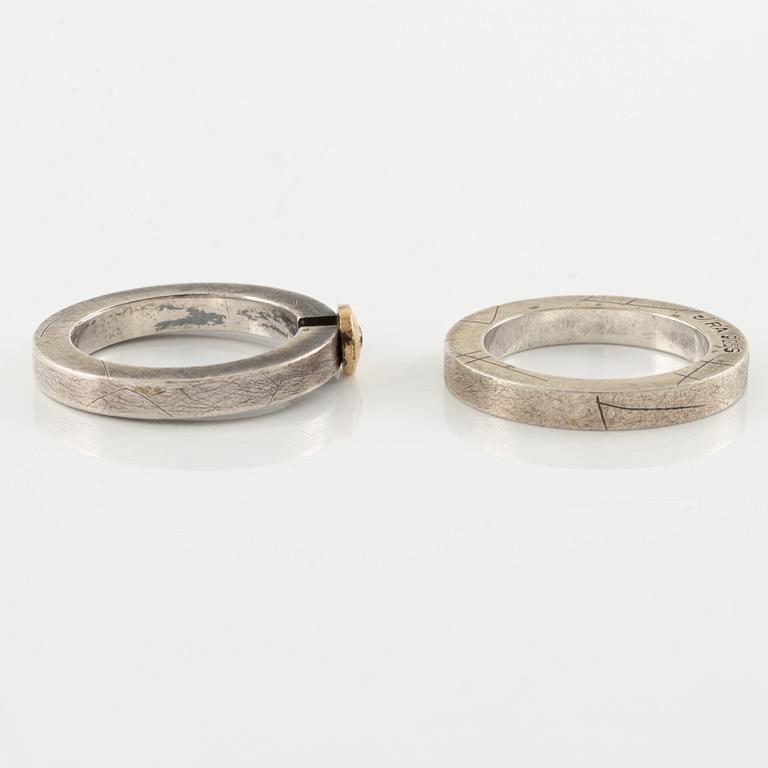 Pia Rauff, two rings in sterling silver set with a round brilliant-cut diamond.