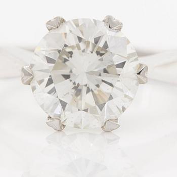 A brilliant cut diamond ring by Jarl Sandin Göteborg.