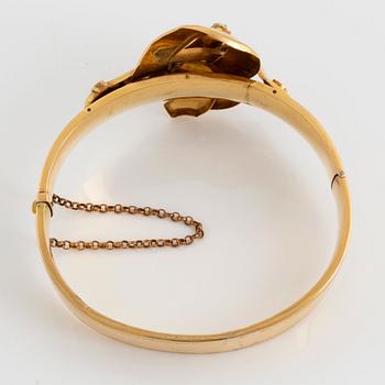 Gustaf Dahlgren armband 18K guld med pärlor.