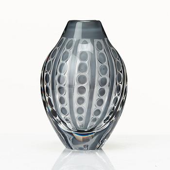 Edvin Öhrström, an "Ariel" glass vase, Orrefors, Sweden 1960.