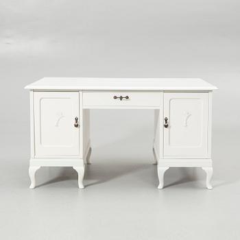 Desk, 20th century.
