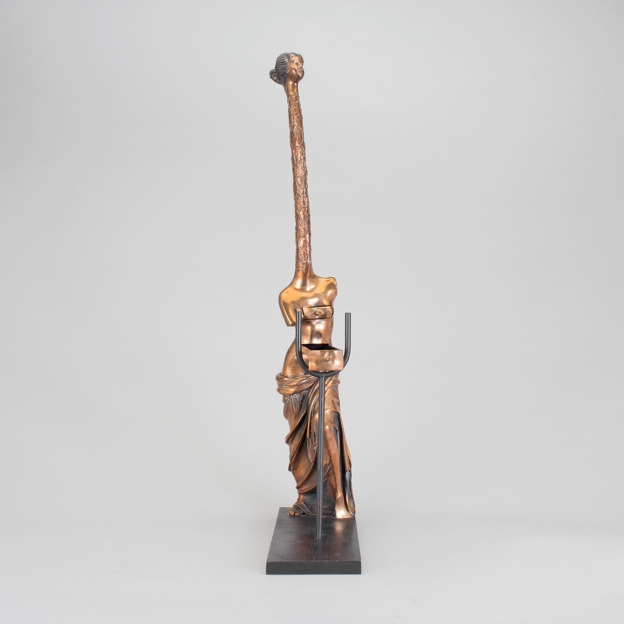 SALVADOR DALÍ, skulptur, brons. Signerad och numrerad 1233/1500. Gjutarstämplar Venturi Arte.
