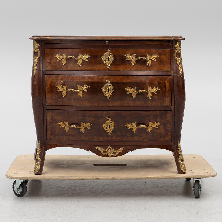 Byrå. Rokoko/rokokostil. 1800-tal.