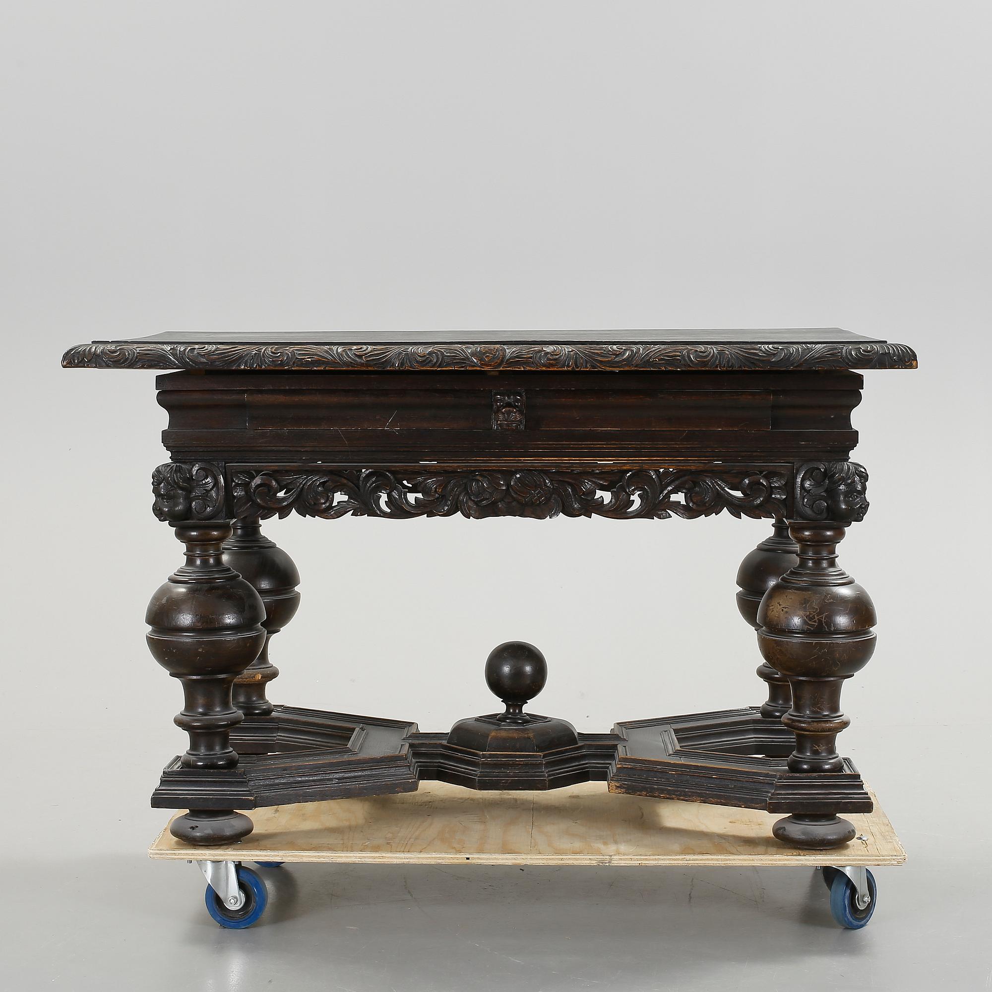 BORD, barockstil, sent 1800-tal.