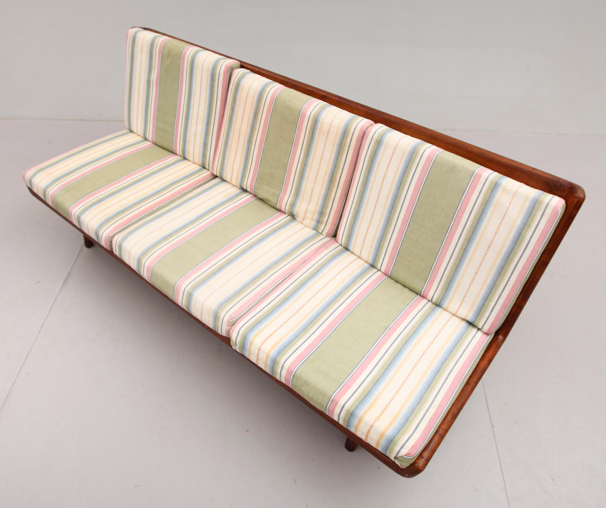 SOFFA, "Bumerangen", Hiort af Ornäs, Finland, 1950-tal.