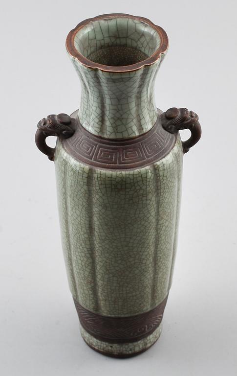 VAS, PORSLIN, Kina, möjligen 1900-tal.