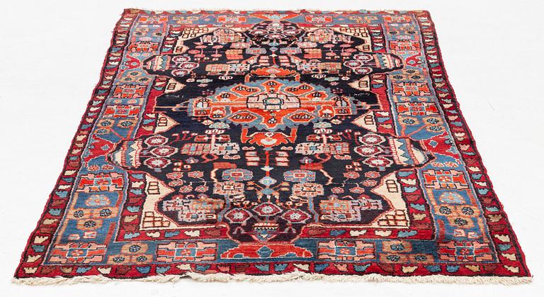 Rug, oriental, approx. 247 x 153 cm.