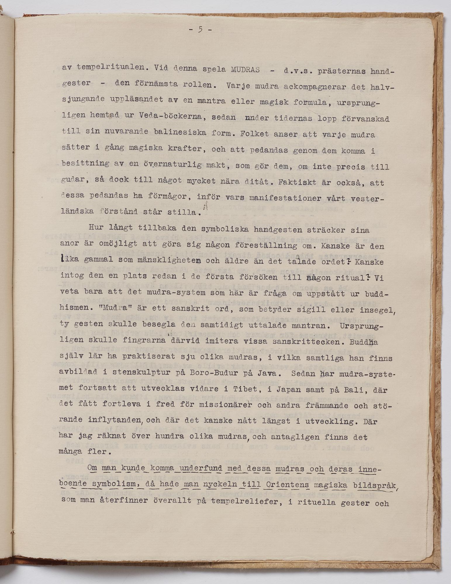 Tyra Kleen, fyra häften med åtta tryckta planscher (varav en dublett), "Temple Dances and Musical Instruments in Bali".