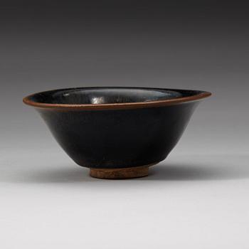 A Temmoku bowl, Song dynasty (906-1279).